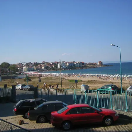 In Lazur 2 Sozopol